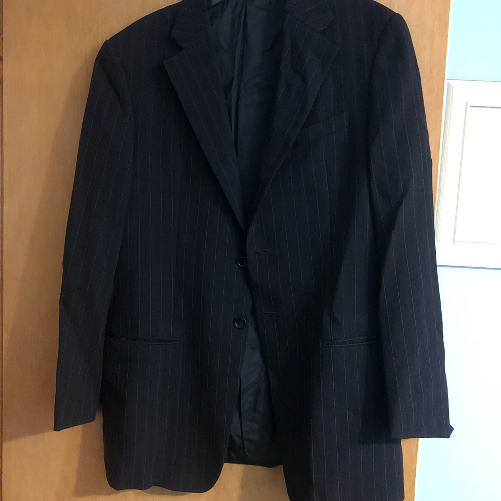 Armani Collezioni Mens 2 Piece Men suit Size 40/34
